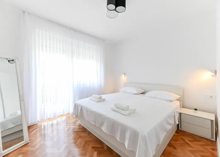 Nebo Apartment *